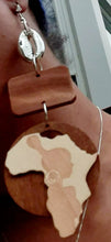 Load image into Gallery viewer, Handmade Afrocentric Wooden Earrings