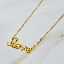 Load image into Gallery viewer, Lovely Love Necklace
