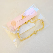 Load image into Gallery viewer, Dotty Shine Heart Bracelet