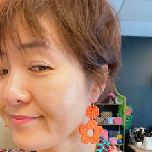 Load image into Gallery viewer, Daisy Drop Game Day Earrings
