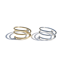 Load image into Gallery viewer, Minimalist Spiral Ring- Gold
