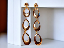 Load image into Gallery viewer, Handmade Chunky gold acrylic Multi Hoop Clip On Earrings
