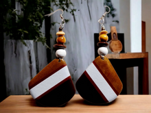 Load image into Gallery viewer, Handmade boho dangle earrings
