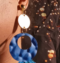 Load image into Gallery viewer, Handmade hammered hoop earrings new
