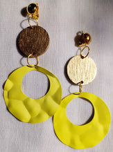 Load image into Gallery viewer, Handmade hammered hoop earrings new
