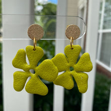 Load image into Gallery viewer, Citron yellow hibiscus flower polymer clay dangle earrings
