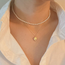 Load image into Gallery viewer, Pearls And Heart Locket Layered Necklace

