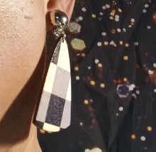 Load image into Gallery viewer, Natural Wood Clip On Earrings
