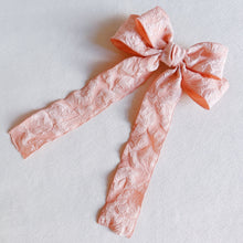 Load image into Gallery viewer, Vintage Rosette Hair Clip
